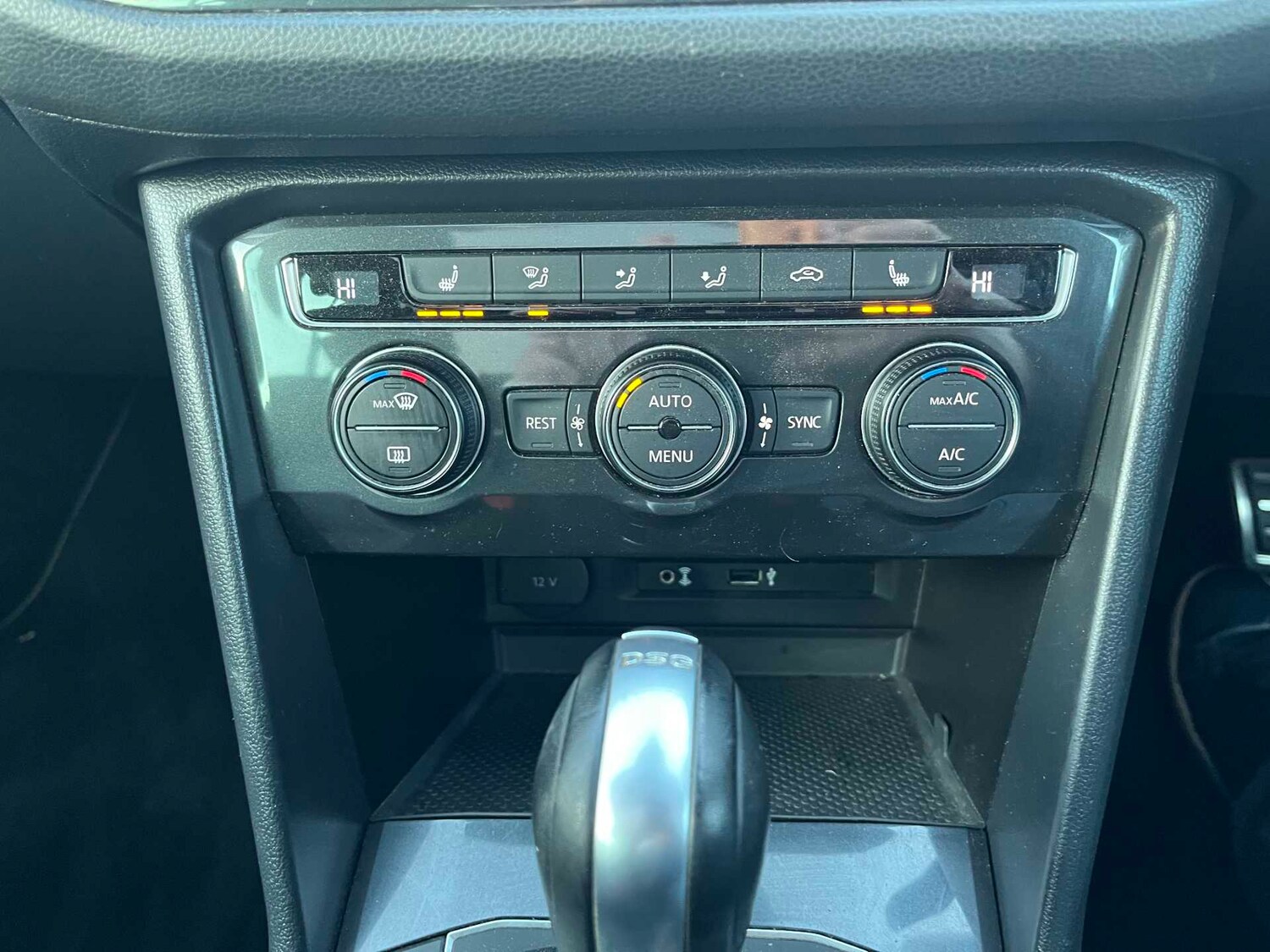 Used Volkswagen Tiguan 2017 for sale - 76864014: Photo 51