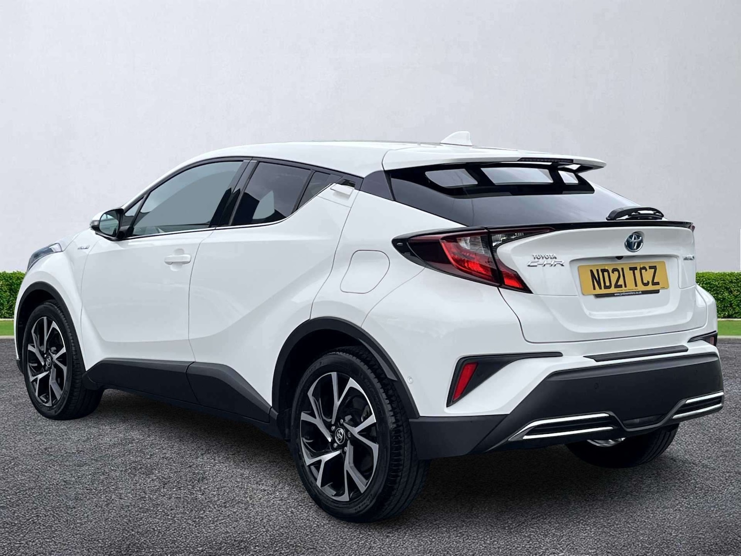 Used Toyota C-HR 2021 for sale - 78192012: Photo 2