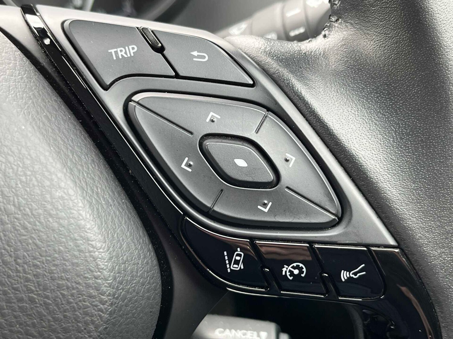 Used Toyota C-HR 2021 for sale - 78192012: Photo 23