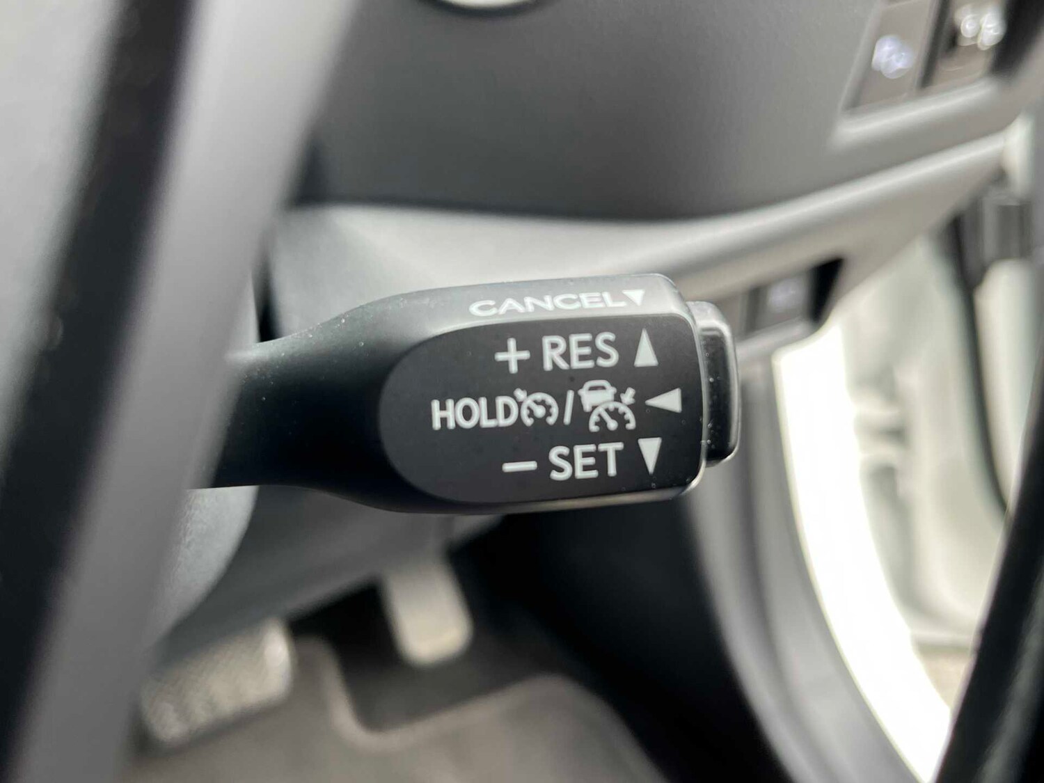 Used Toyota C-HR 2021 for sale - 78192012: Photo 40