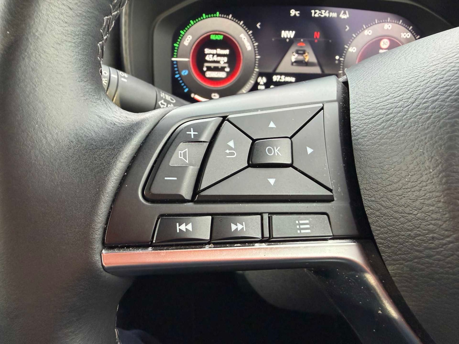 Used Nissan Juke 2024 for sale - 76713281: Photo 37