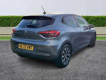 Used Renault Clio 2022 for sale - 75724722: Photo