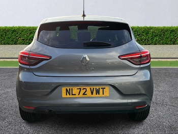 Used Renault Clio 2022 for sale - 75724722: Photo