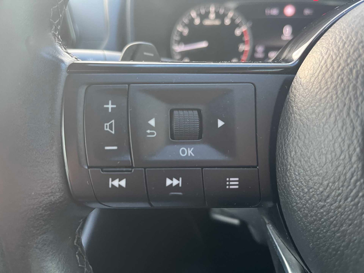 Used Nissan Qashqai 2022 for sale - 76663813: Photo 33