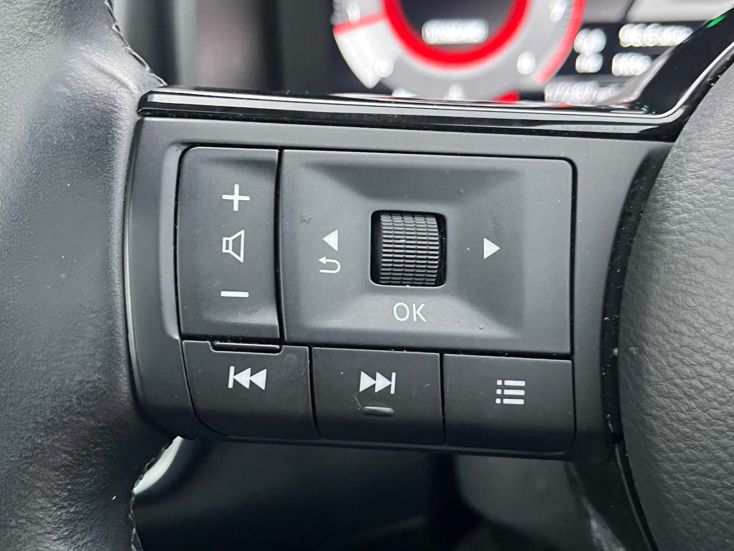 Used Nissan Qashqai 2023 for sale - 77404821: Photo 40