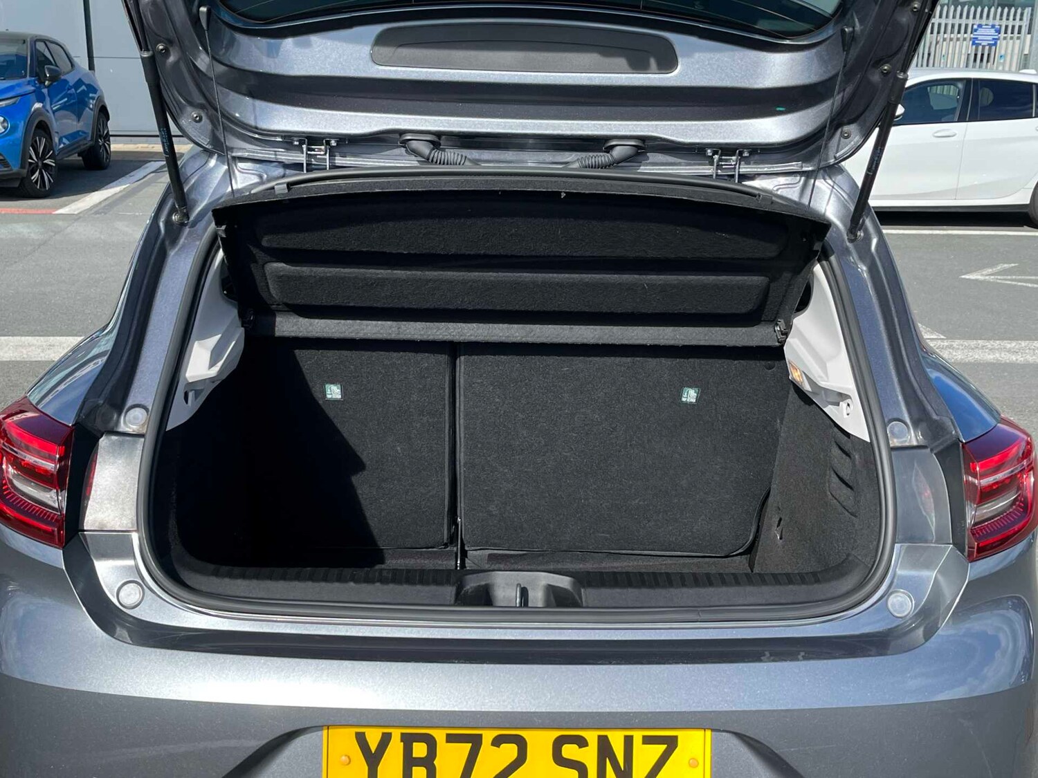 Used Renault Clio 2023 for sale - 78192135: Photo 13