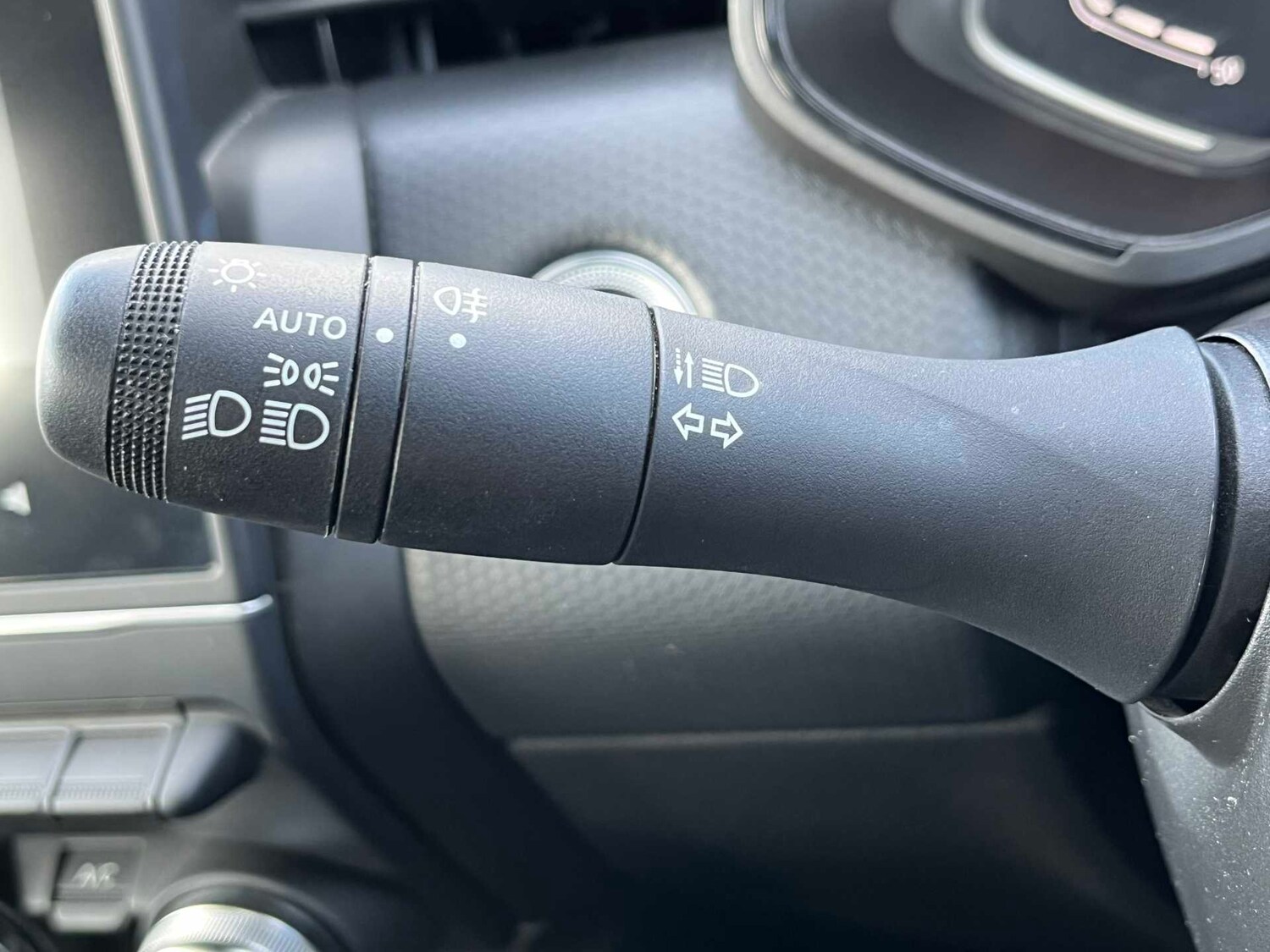 Used Renault Clio 2023 for sale - 78192135: Photo 41