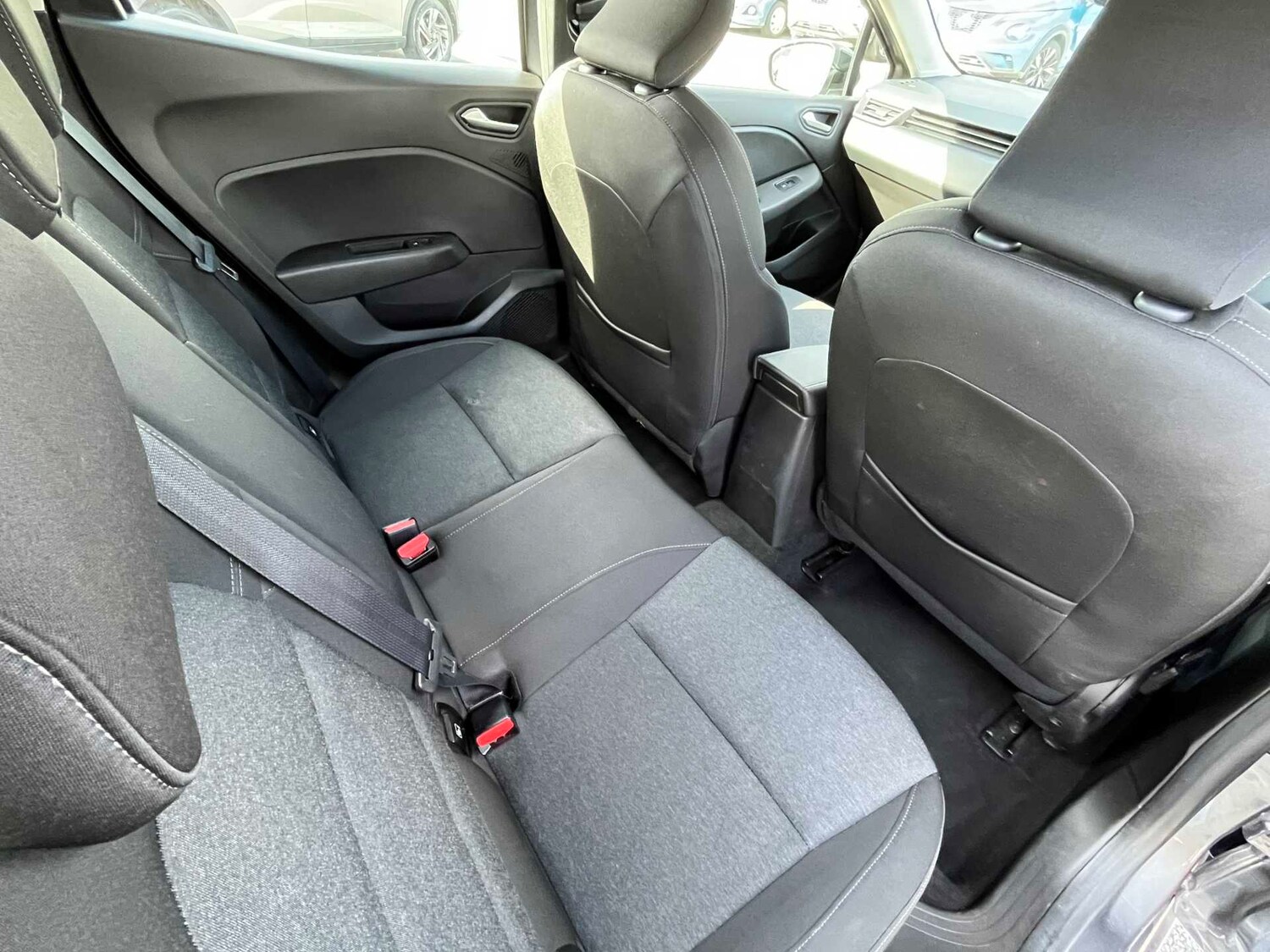 Used Renault Clio 2023 for sale - 78192135: Photo 46