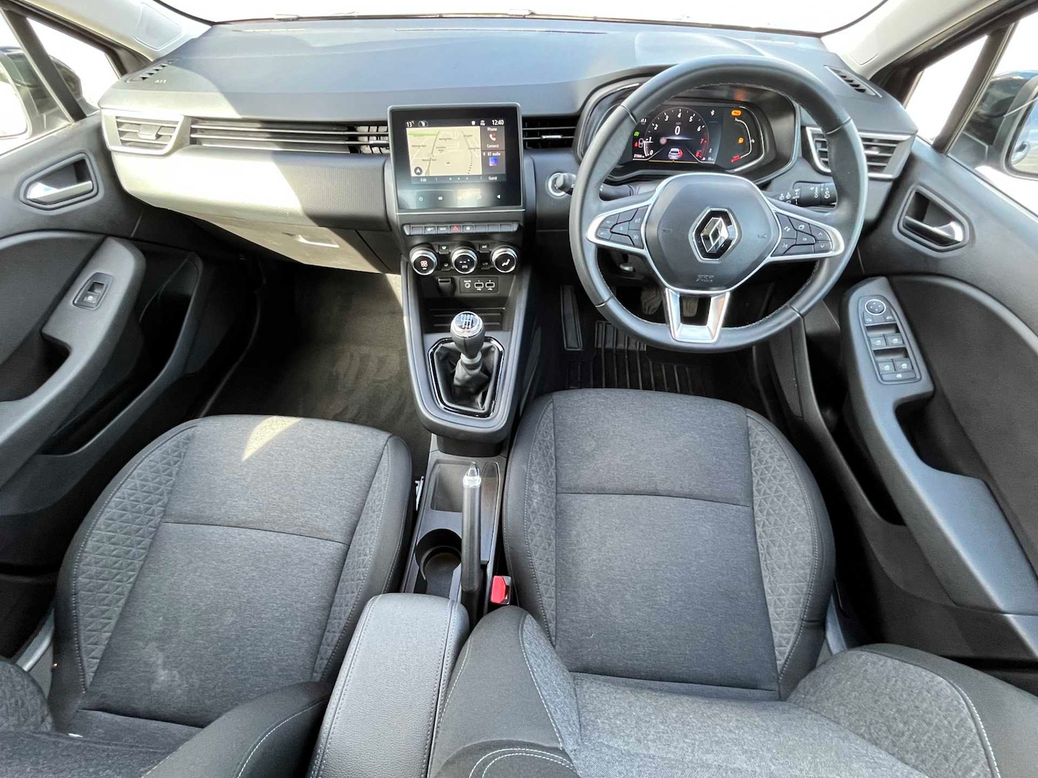 Used Renault Clio 2023 for sale - 78192135: Photo 48