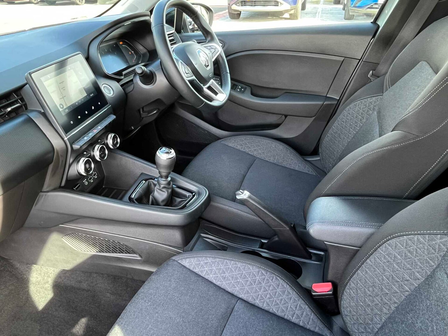 Used Renault Clio 2023 for sale - 78192135: Photo 7