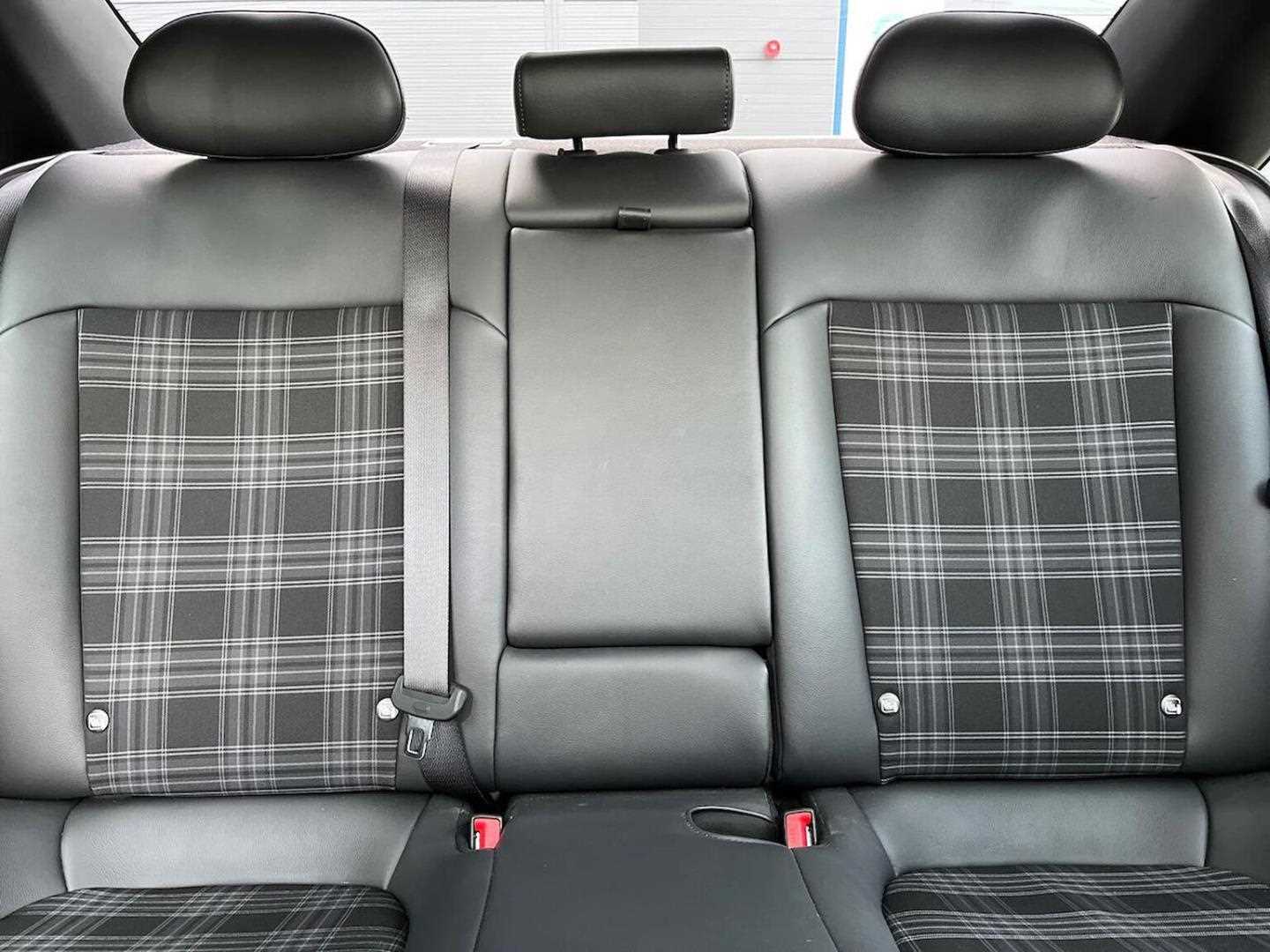 Used Hyundai IONIQ 6 2023 for sale - 76402456: Photo 17