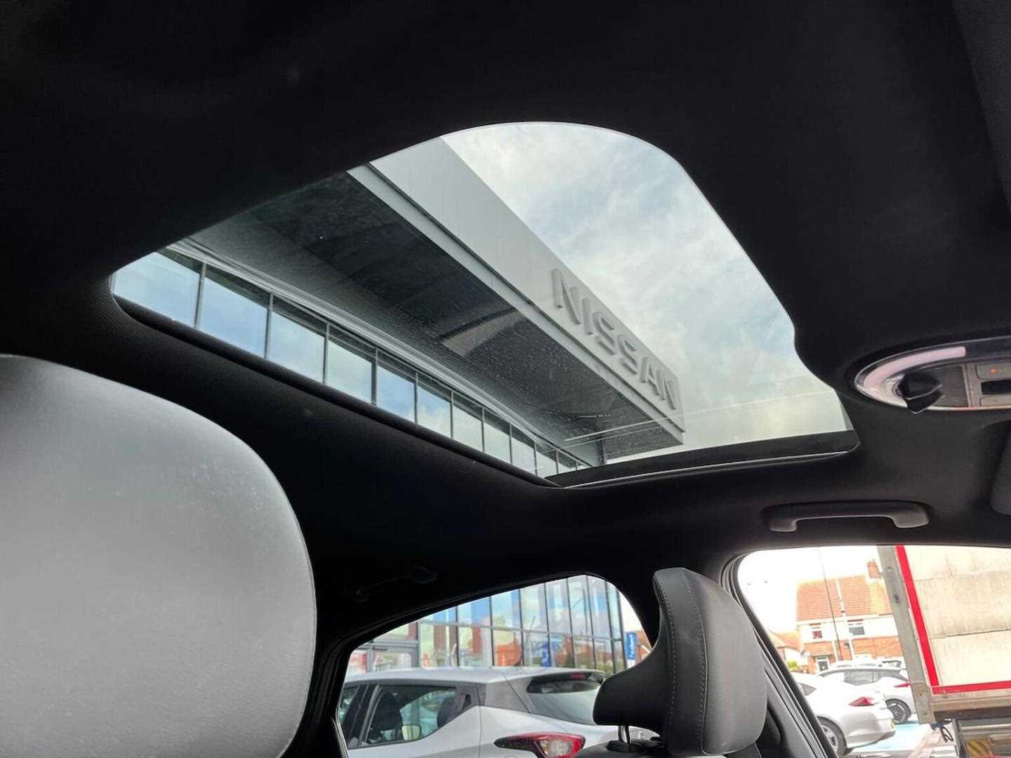 Used Hyundai IONIQ 6 2023 for sale - 76402456: Photo 32