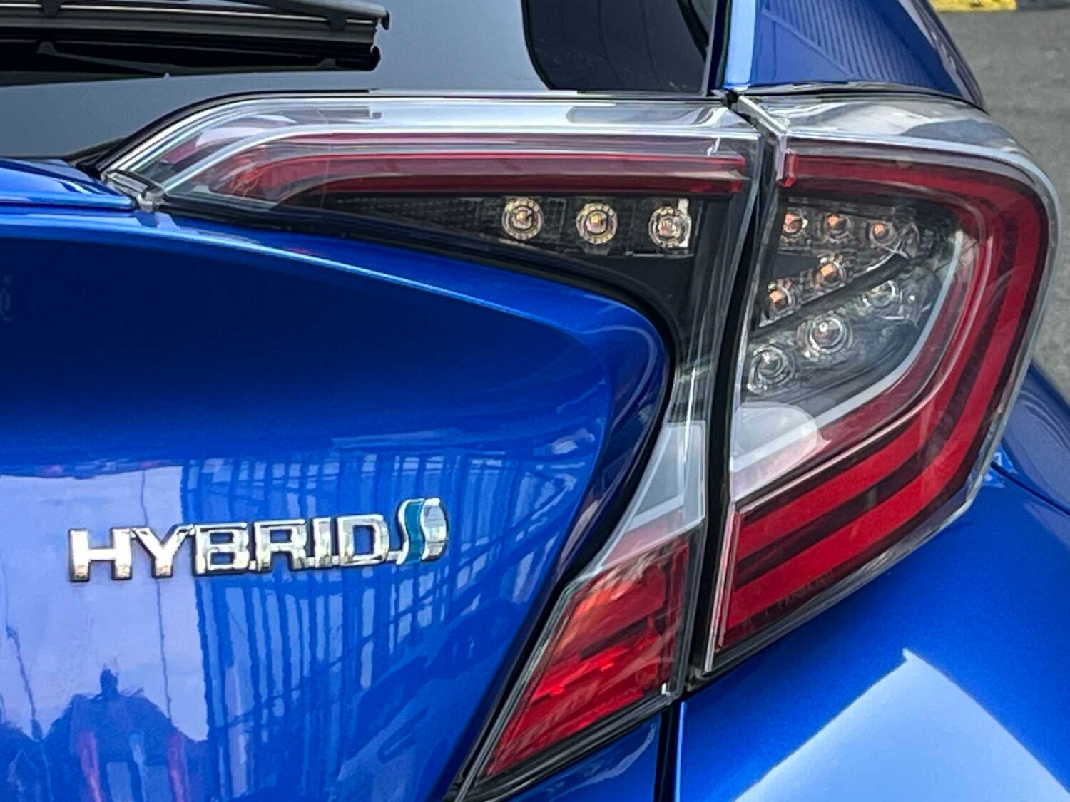 Used Toyota C-HR 2019 for sale - 78196193: Photo 25