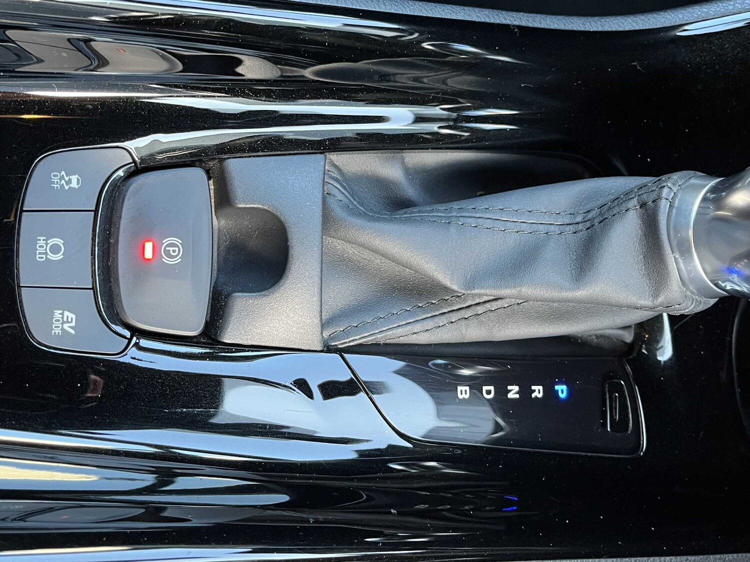 Used Toyota C-HR 2019 for sale - 78196193: Photo 31