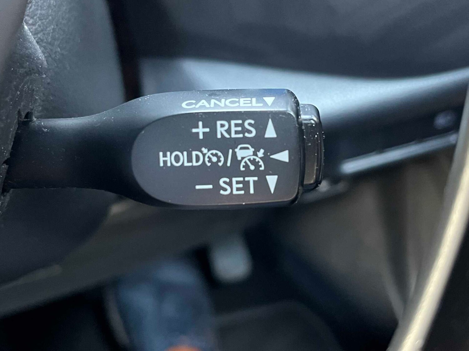 Used Toyota C-HR 2019 for sale - 78196193: Photo 44