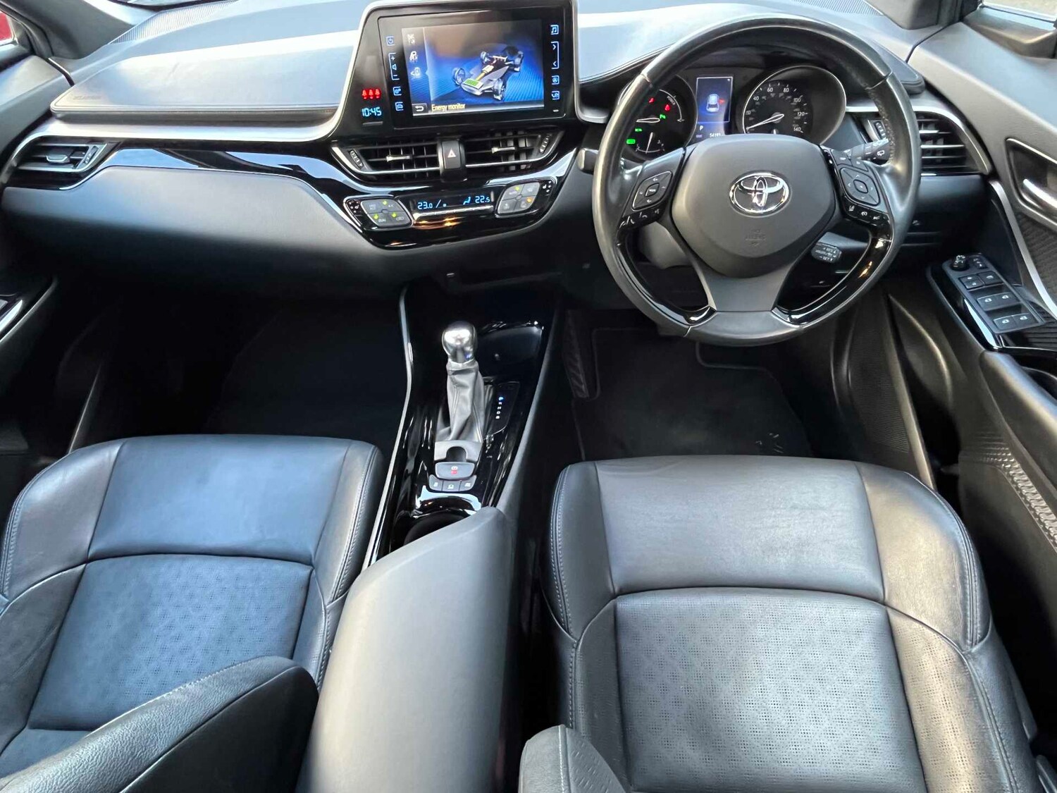 Used Toyota C-HR 2019 for sale - 78196193: Photo 49