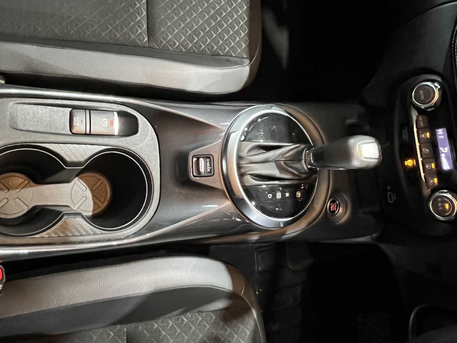 Used Nissan Juke 2022 for sale - 77931709: Photo 26