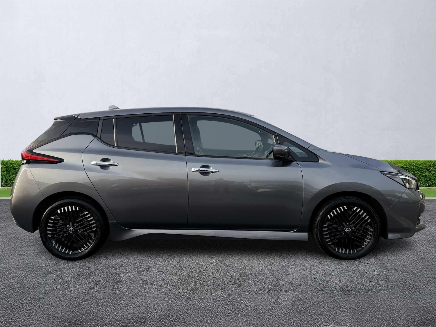 Used Nissan Leaf 2024 for sale - 76490817: Photo 3