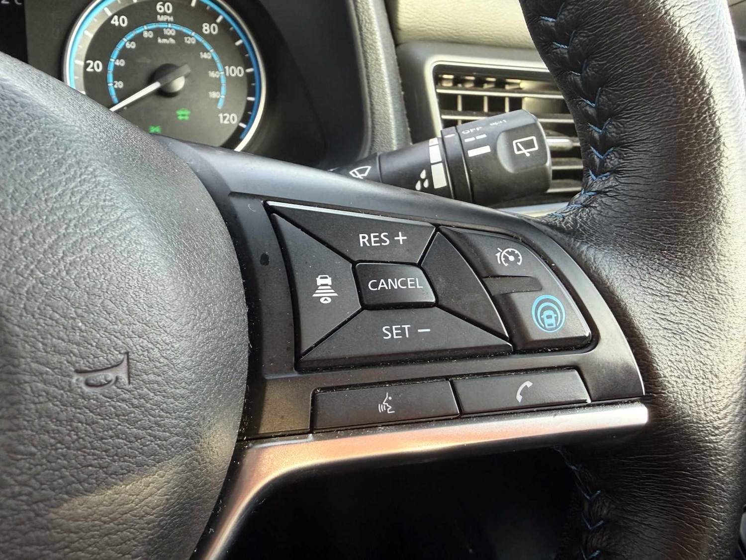 Used Nissan Leaf 2024 for sale - 76490817: Photo 31