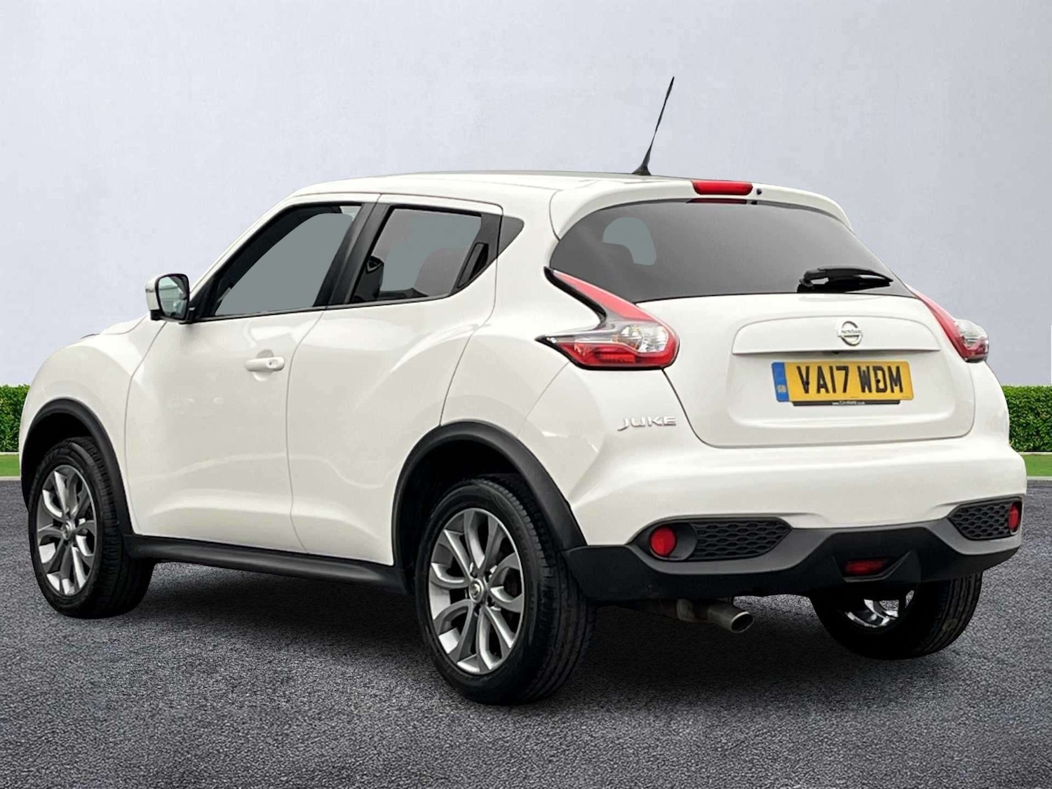 Used Nissan Juke 2017 for sale - 78053530: Photo 2