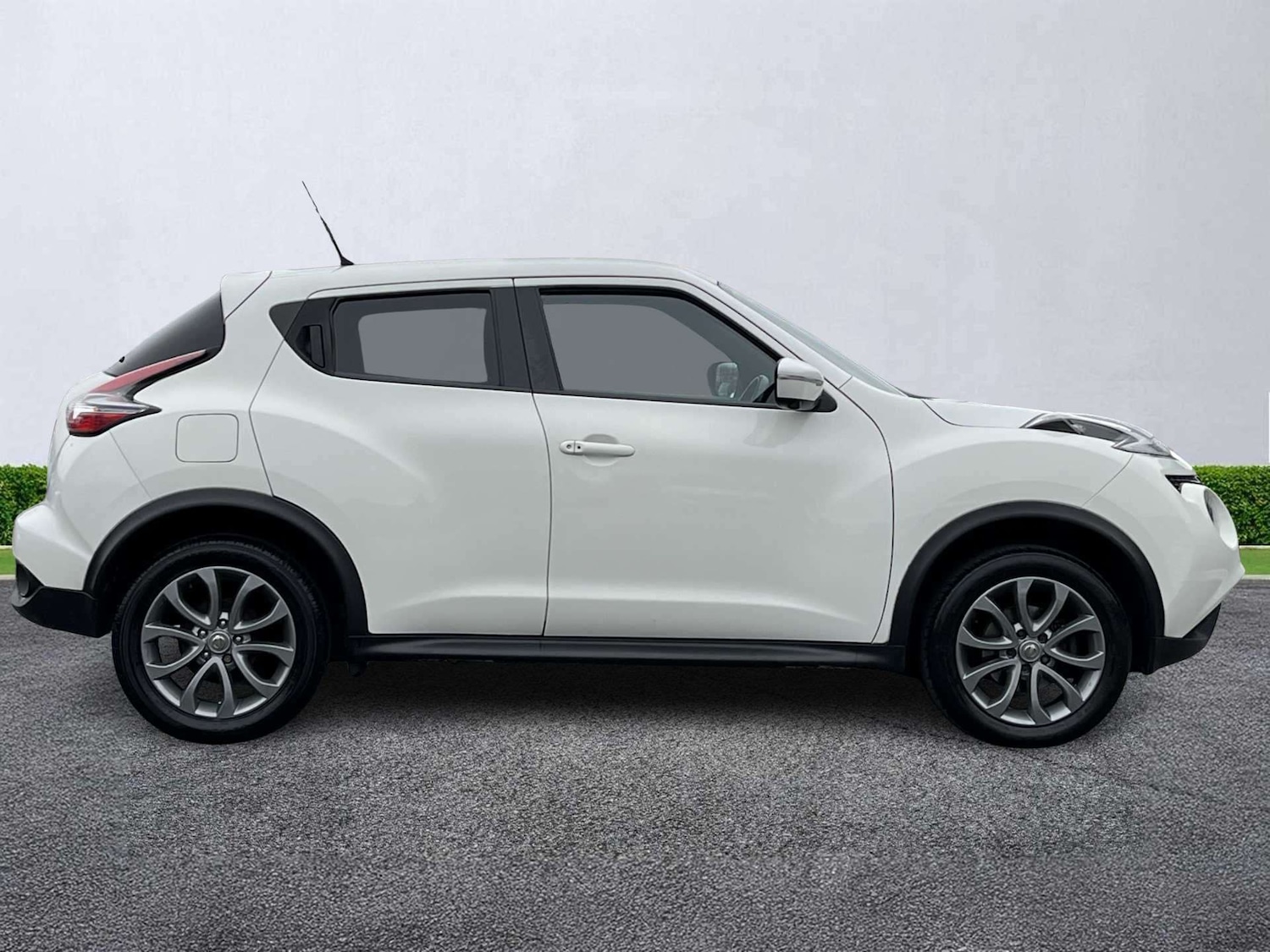 Used Nissan Juke 2017 for sale - 78053530: Photo 3