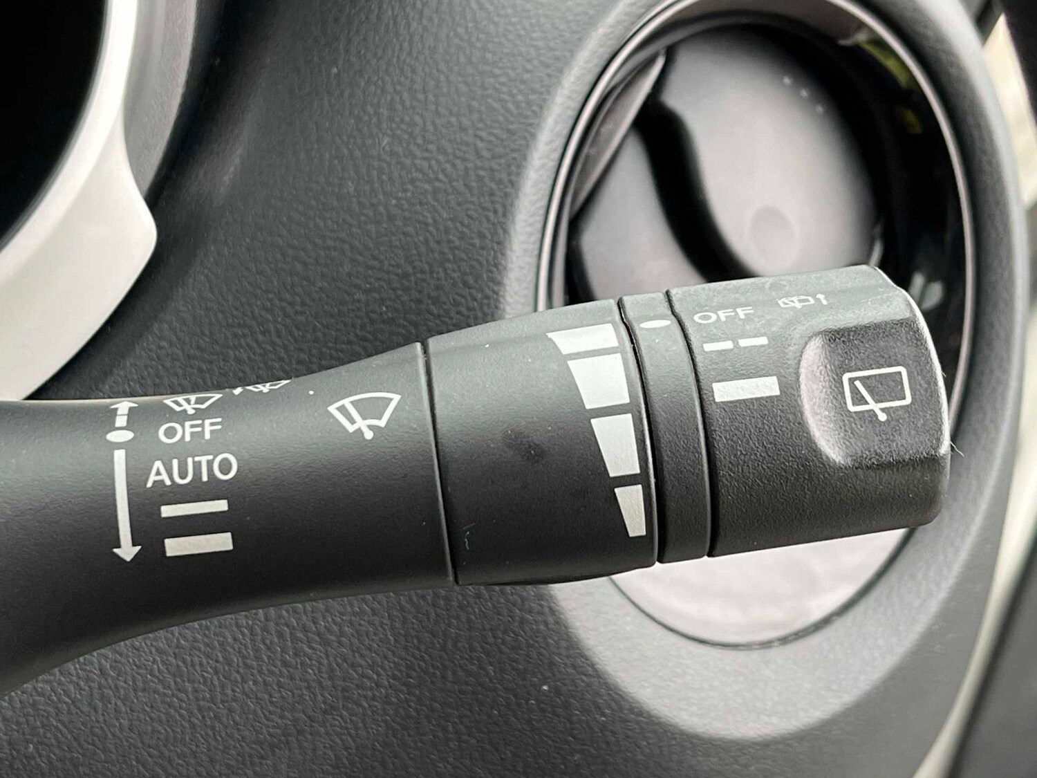 Used Nissan Juke 2017 for sale - 78053530: Photo 42