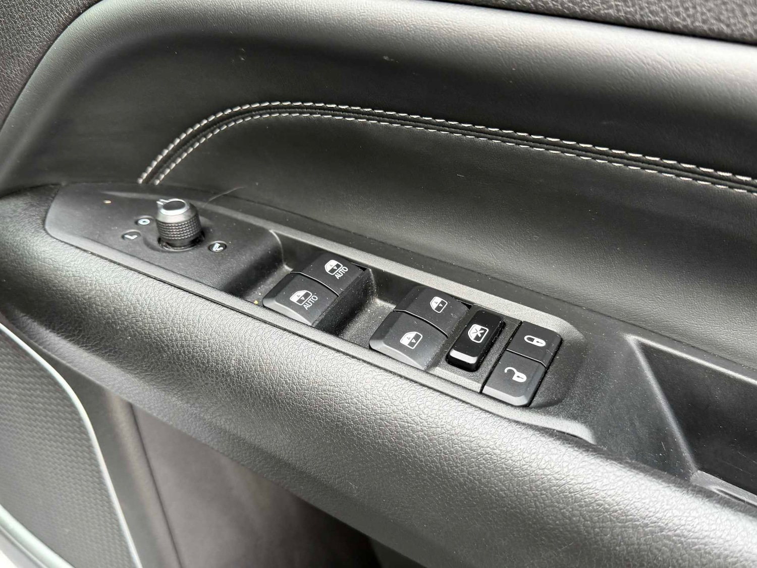 Used Jeep Compass 2023 for sale - 77213543: Photo 30