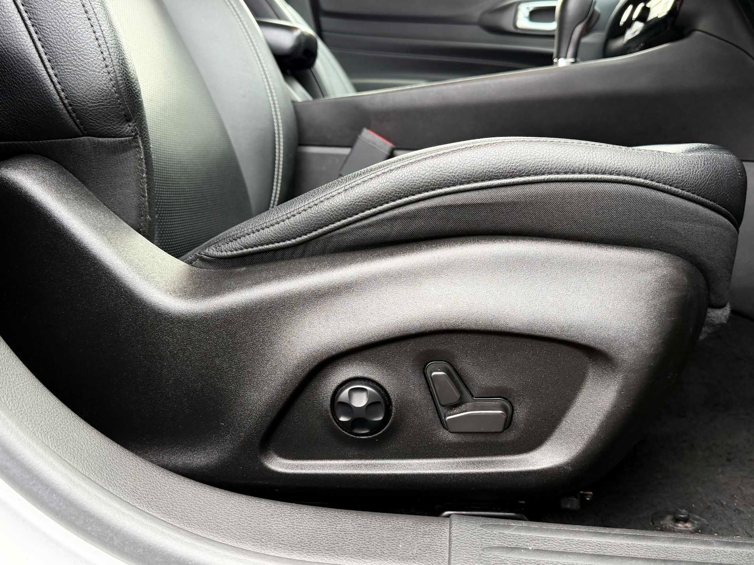 Used Jeep Compass 2023 for sale - 77213543: Photo 32