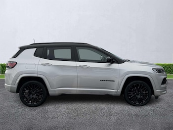 Used Jeep Compass 2023 for sale - 77213543: Photo