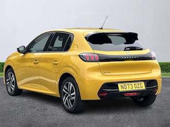 Used Peugeot 208 2023 for sale - 78872062: Photo