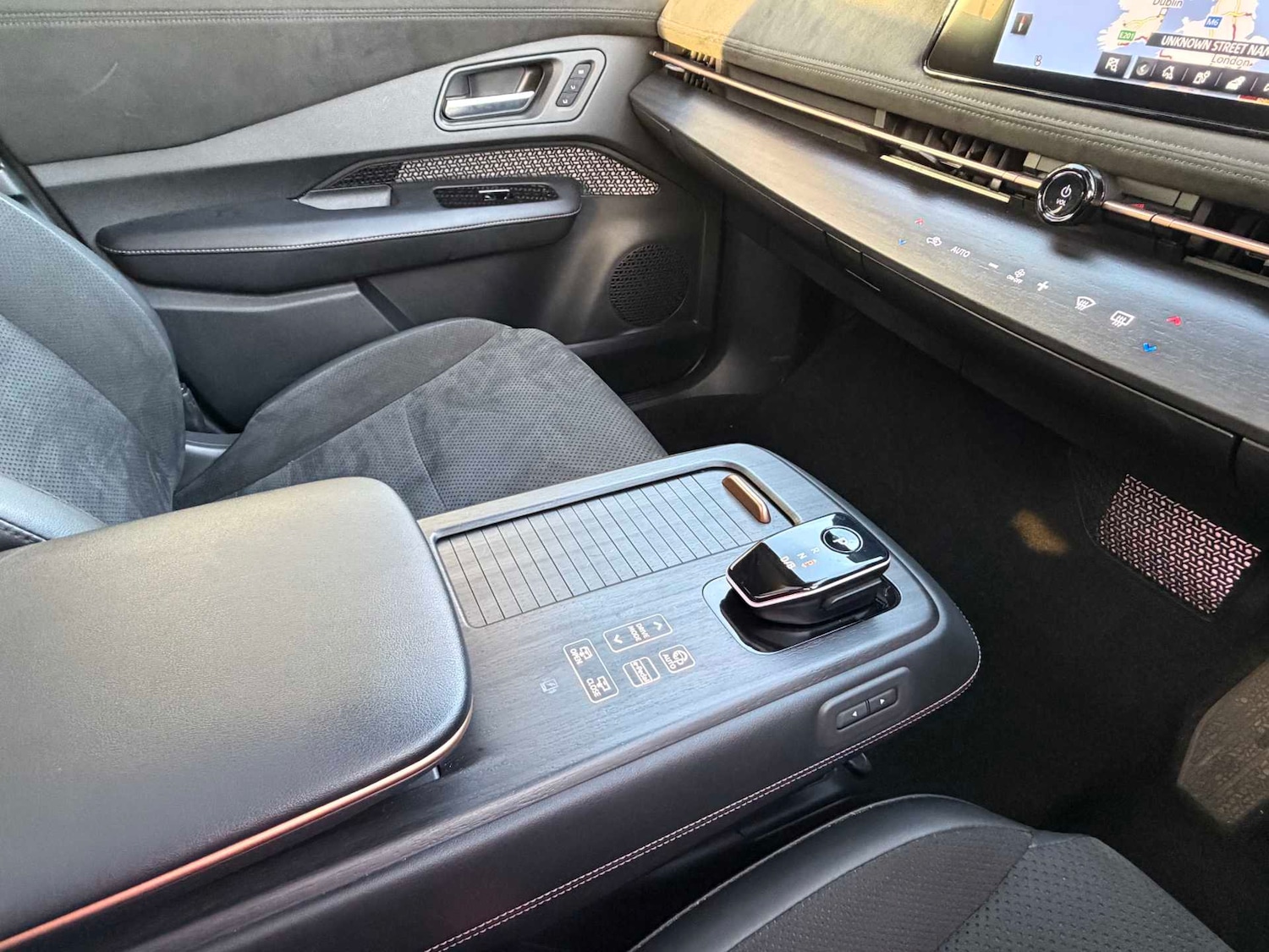 Used Nissan ARIYA 2025 for sale - 76911293: Photo 15