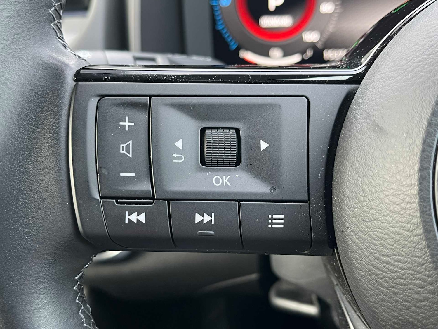 Used Nissan Qashqai 2023 for sale - 77357221: Photo 37