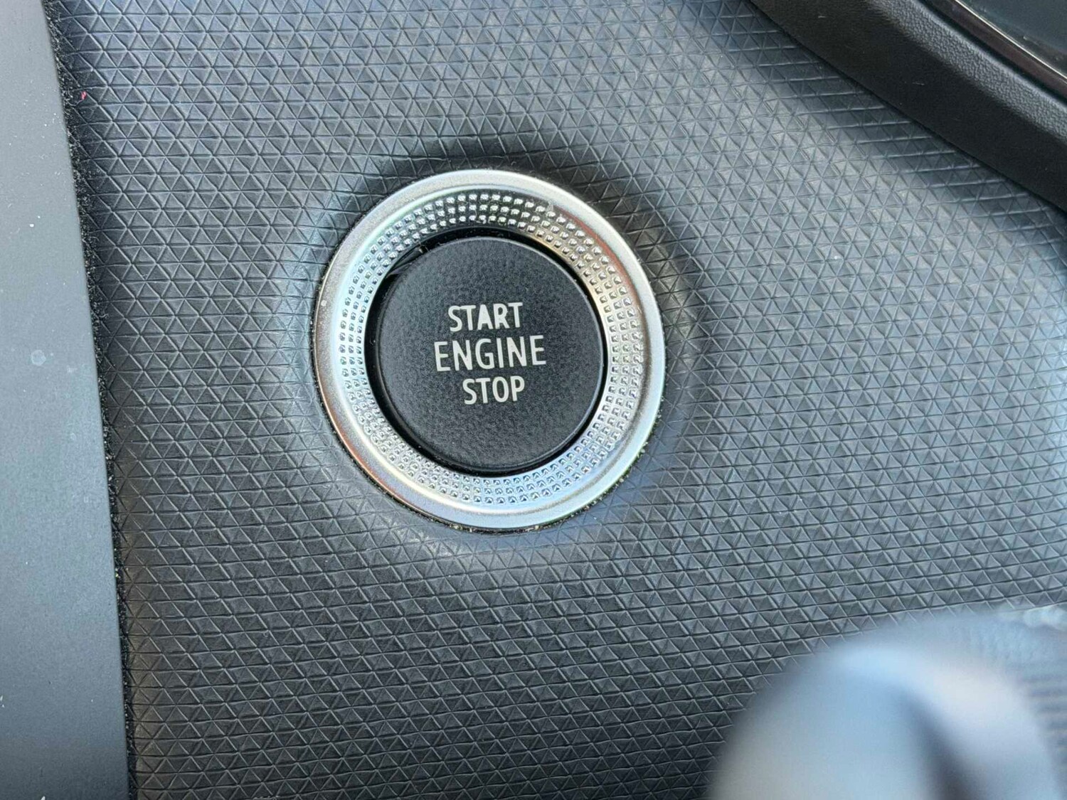 Used Renault Clio 2022 for sale - 76392473: Photo 14