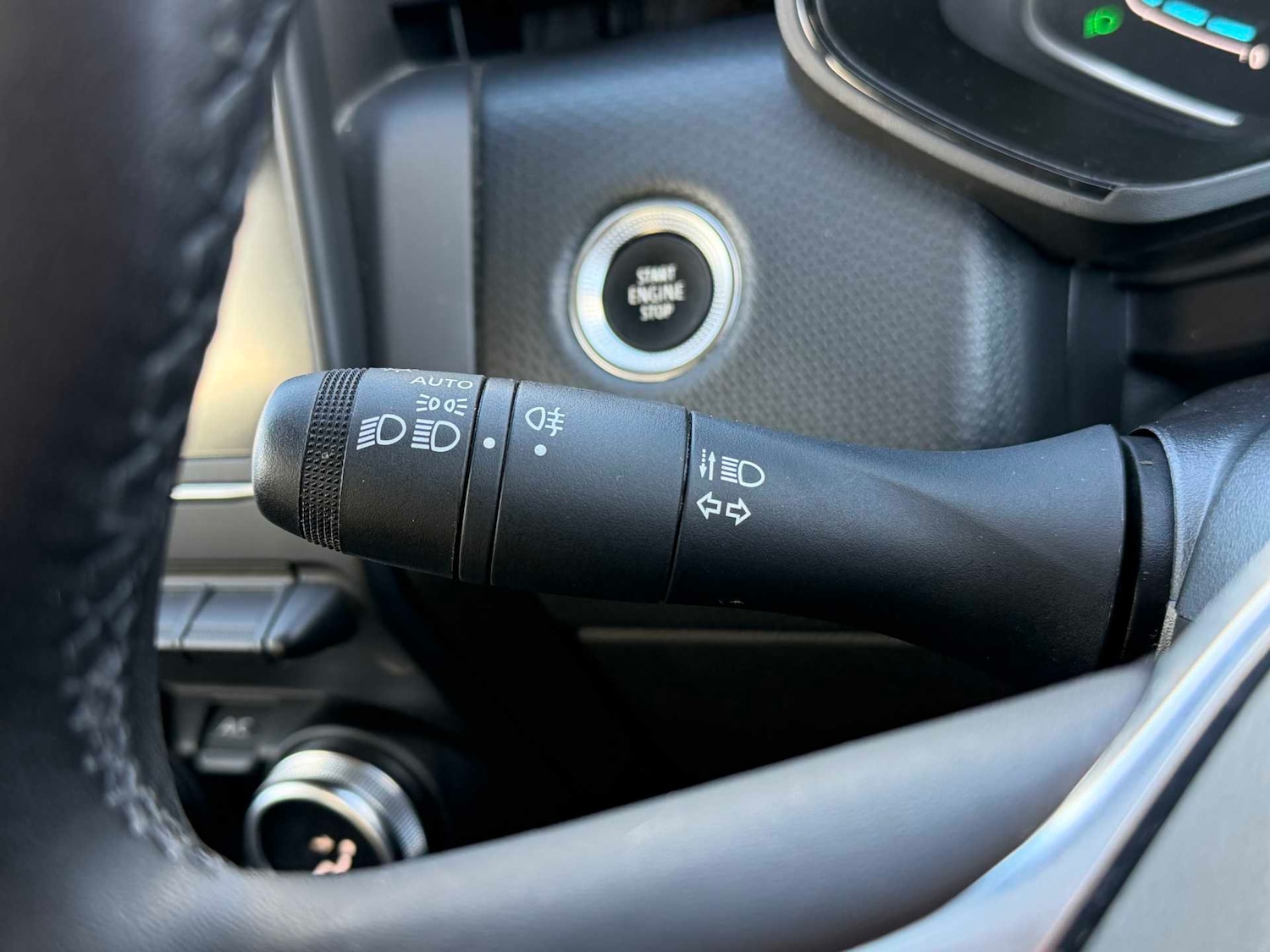 Used Renault Clio 2022 for sale - 76392473: Photo 31