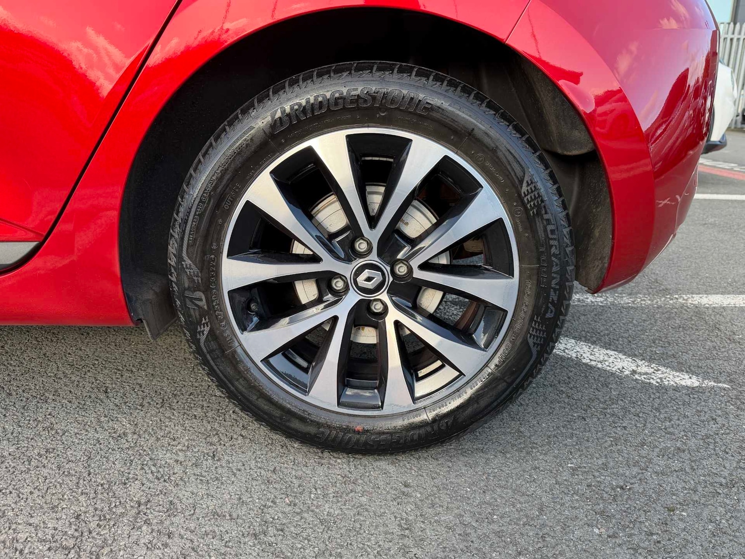 Used Renault Clio 2022 for sale - 76392473: Photo 35