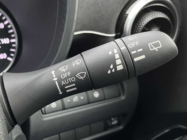 Used Nissan Juke 2023 for sale - 76157196: Photo 25
