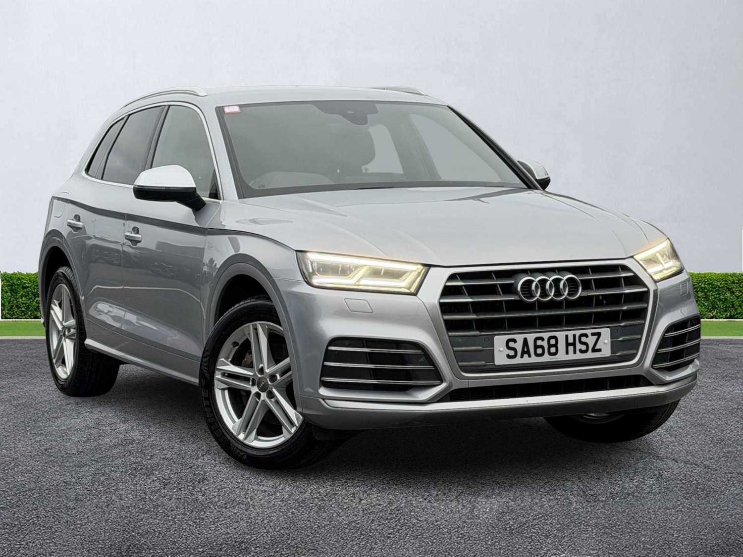 Used Audi Q5 2018 for sale - 76268352: Photo 1