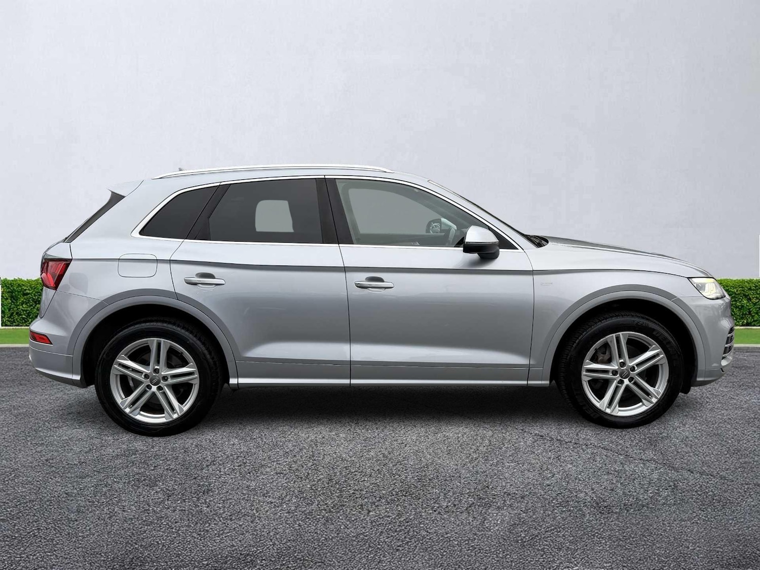 Used Audi Q5 2018 for sale - 76268352: Photo 3