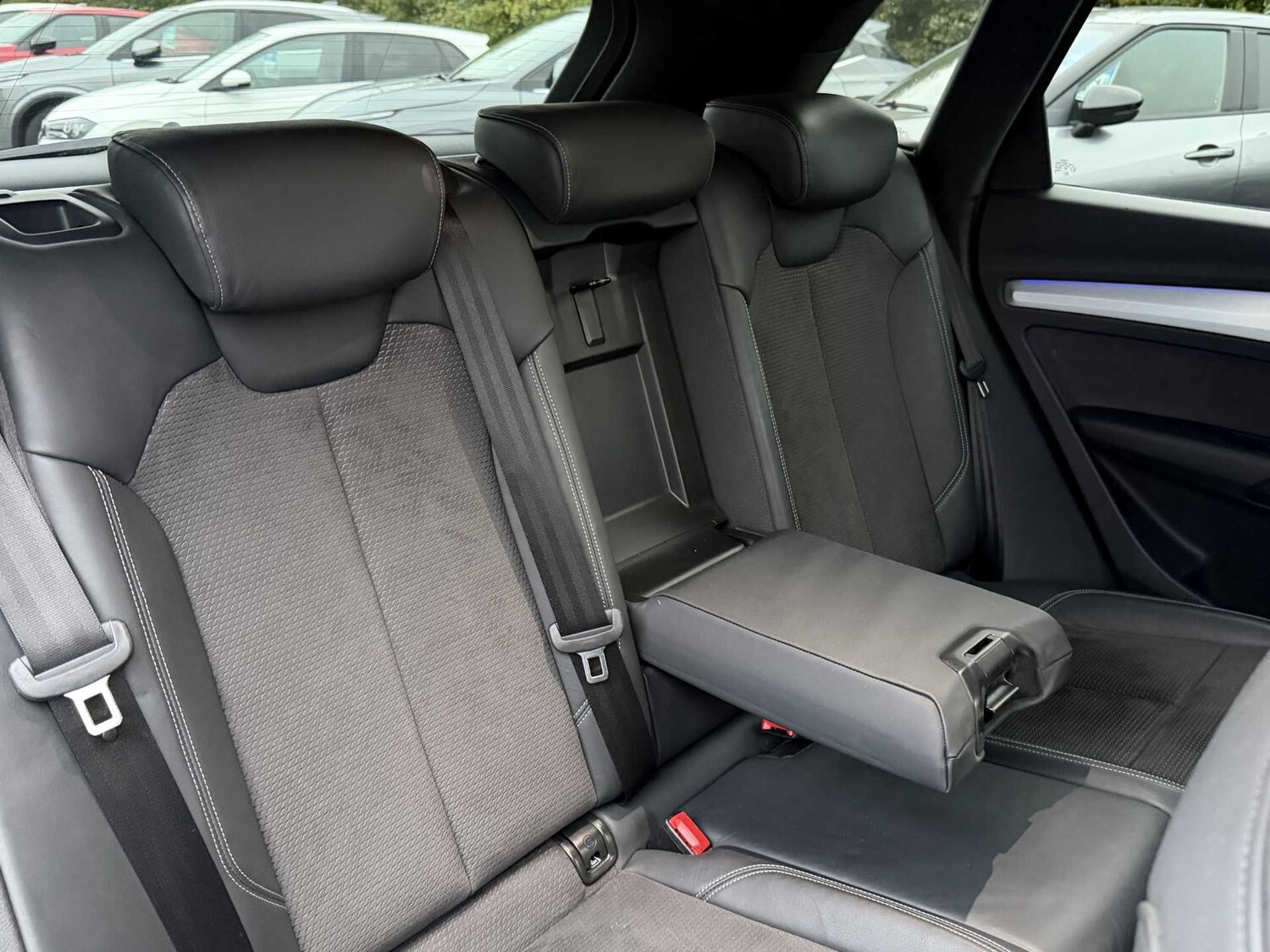 Used Audi Q5 2018 for sale - 76268352: Photo 30