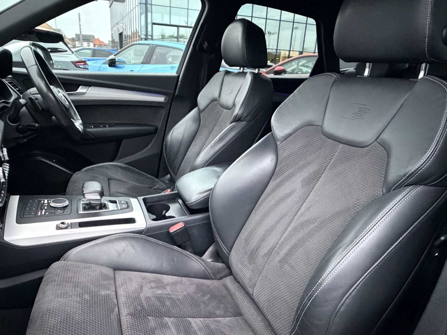 Used Audi Q5 2018 for sale - 76268352: Photo 32