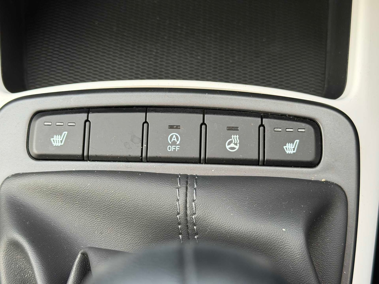 Used Hyundai i10 2022 for sale - 76492408: Photo 14