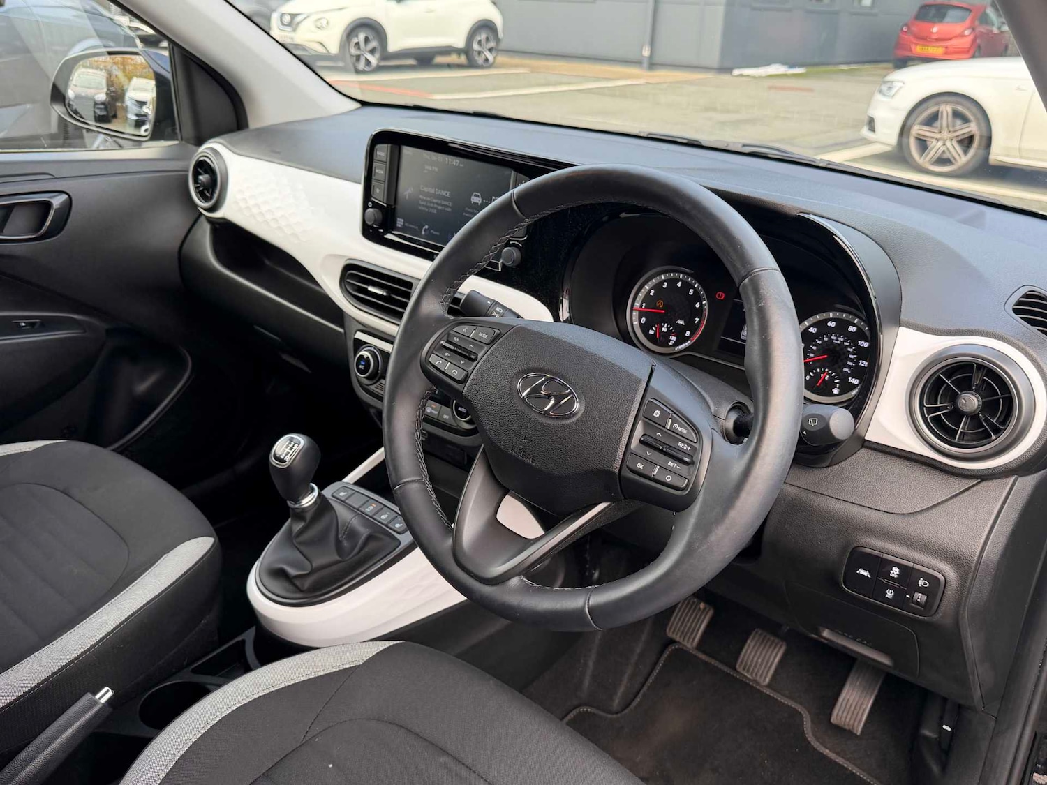 Used Hyundai i10 2022 for sale - 76492408: Photo 24