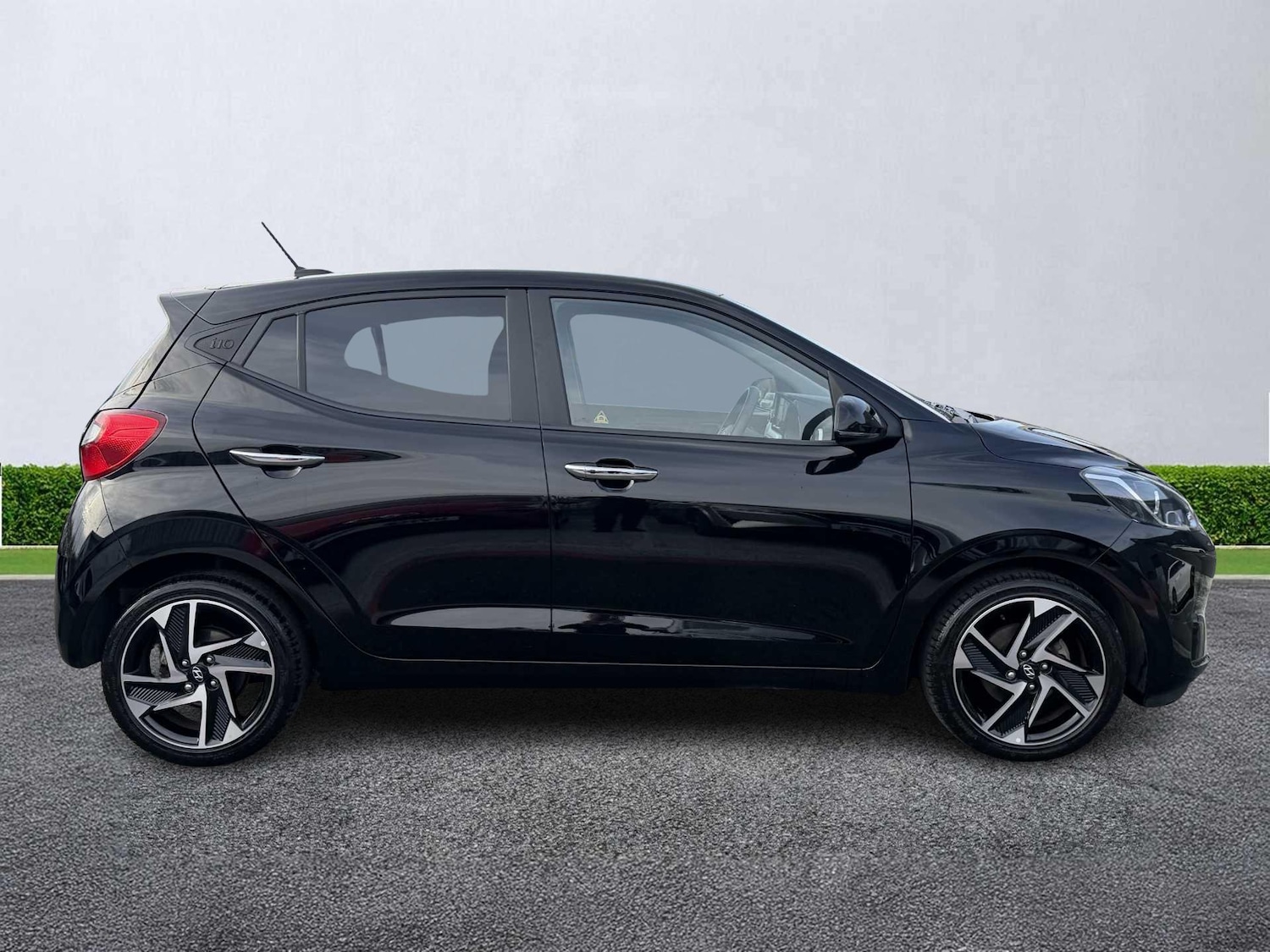 Used Hyundai i10 2022 for sale - 76492408: Photo 3