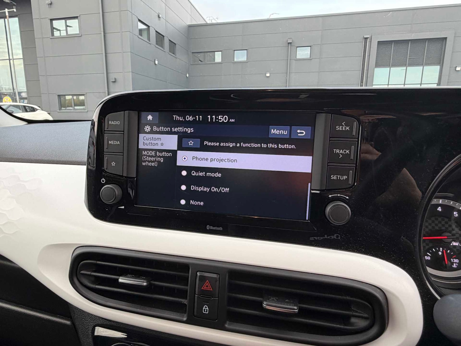 Used Hyundai i10 2022 for sale - 76492408: Photo 35