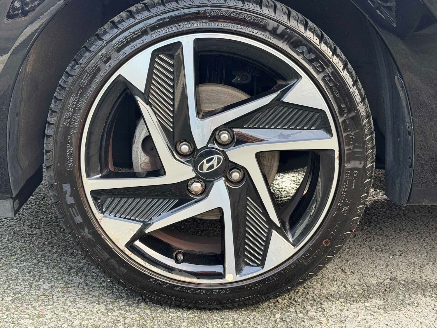 Used Hyundai i10 2022 for sale - 76492408: Photo 44