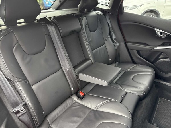 Used Volvo V40 2019 for sale - 75512902: Photo 15
