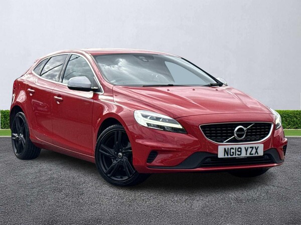 Used Volvo V40 2019 for sale - 75512902: Photo 1