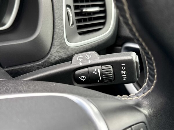 Used Volvo V40 2019 for sale - 75512902: Photo 26