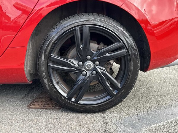 Used Volvo V40 2019 for sale - 75512902: Photo 31