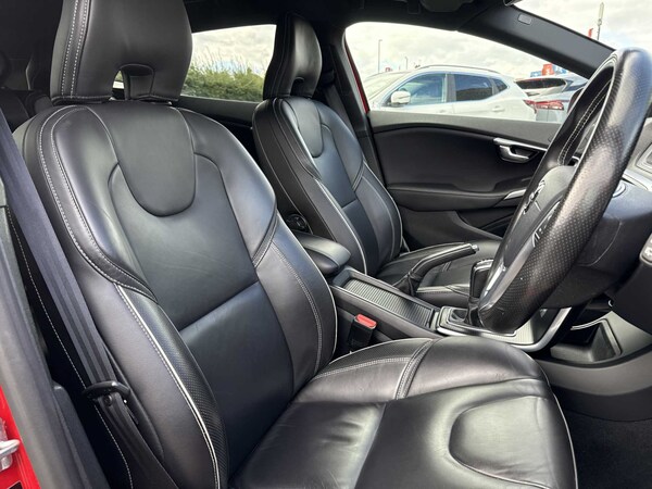 Used Volvo V40 2019 for sale - 75512902: Photo 37